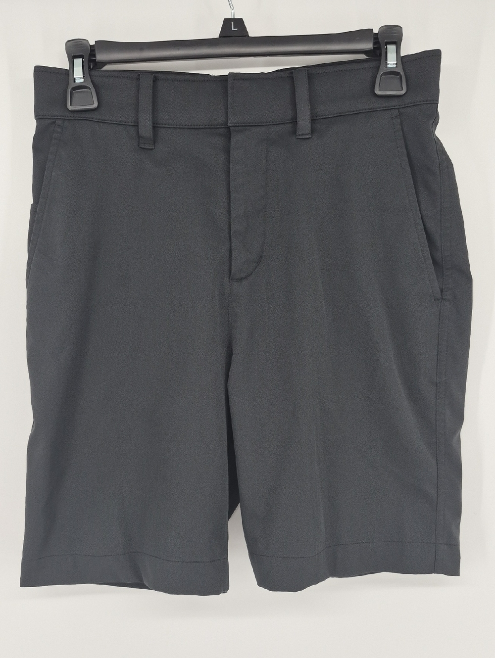 Men’s Nike Golf Shorts Chino Black Size Small 7 3/4" Inseam Flat Front